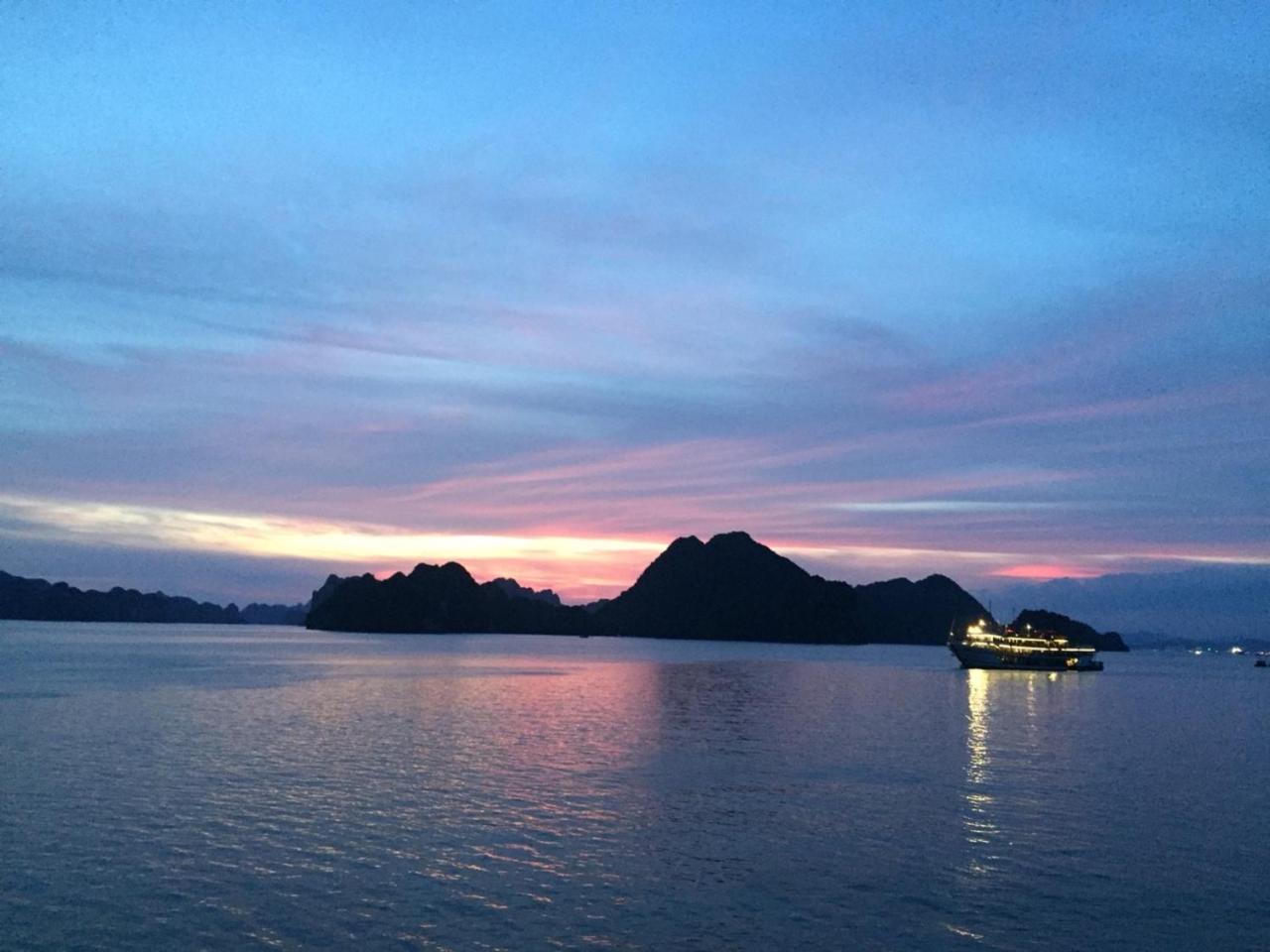 Halong Lavender Cruises Hotel Ha Long Eksteriør billede